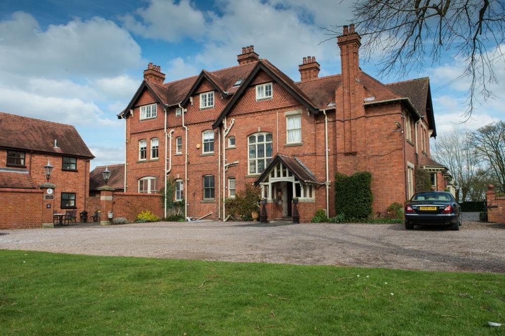 The Old Vicarage Hotel Bridgnorth Exterior photo
